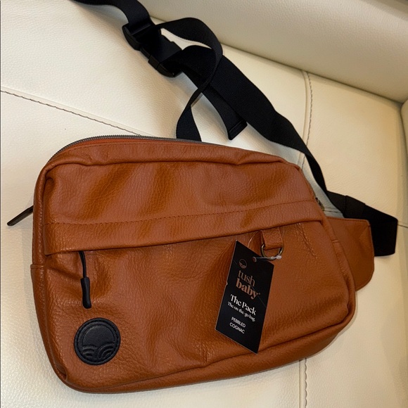 The Pack Tush Baby Bag - Picture 4 of 16